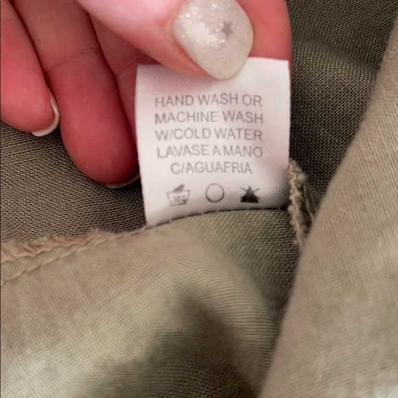 Green linen romper - Picture 5 of 5